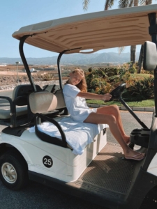 Happy tourism cart