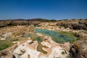 Waterfall and pond in Wadi Darbat