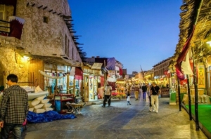 shopping at Souq Al Hafa 