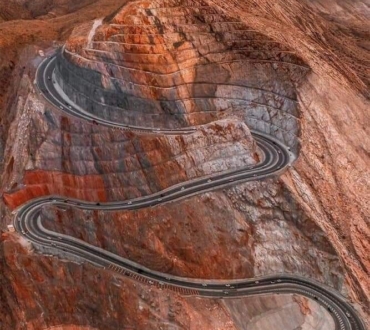 Zig-zag Road